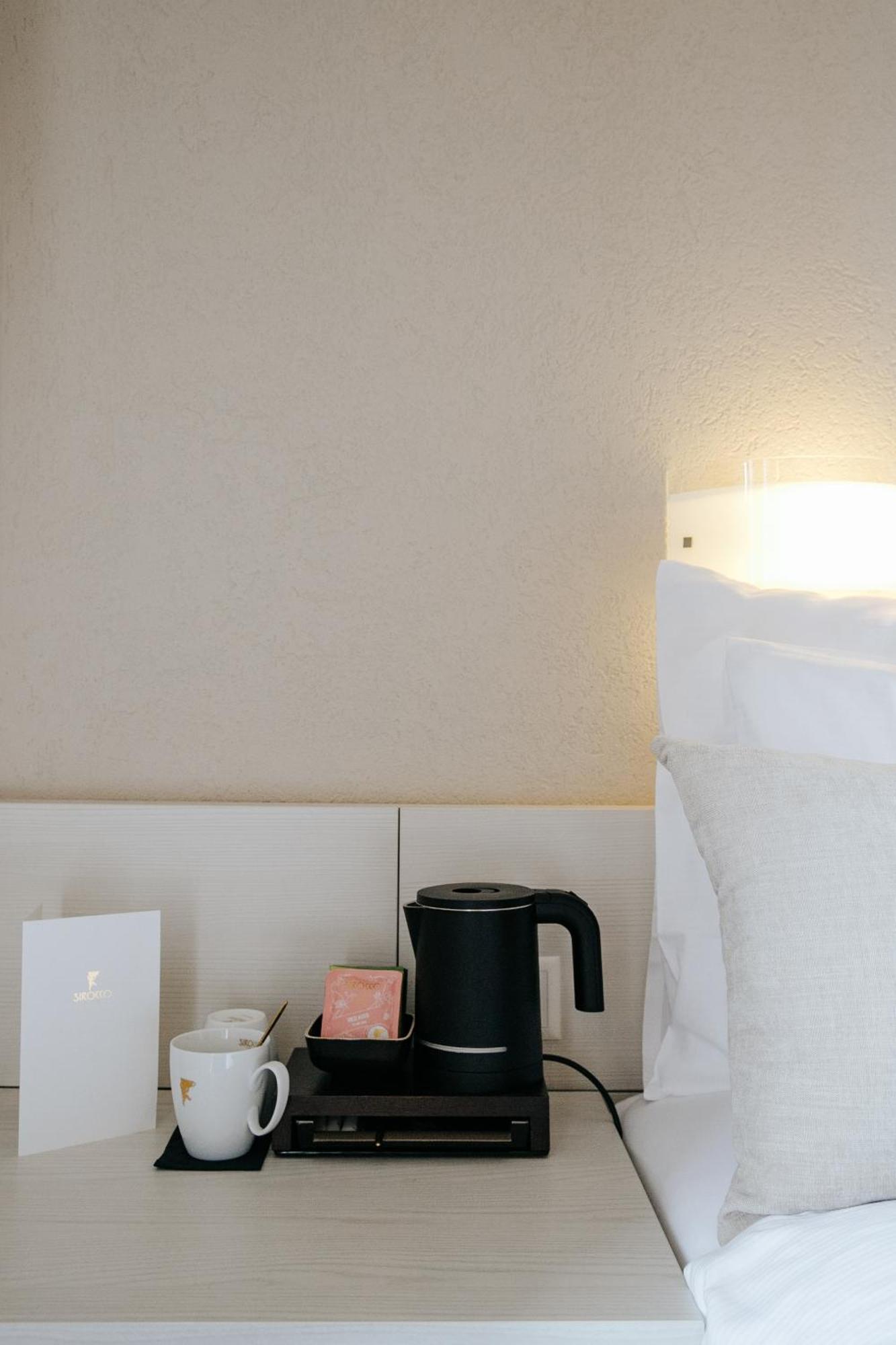 Vista Lakefront Boutique Hotel Аскона Стая снимка
